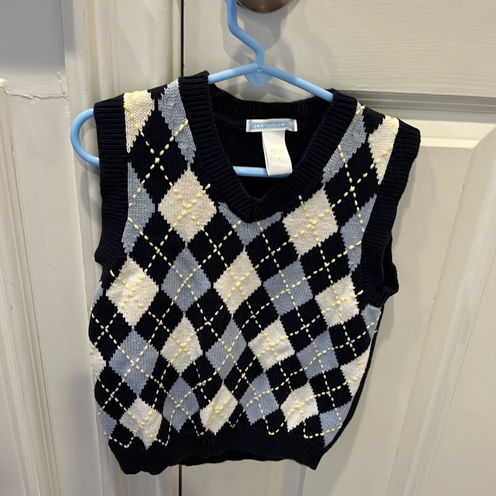 Like new size for Jenn and Jack , 100% cotton argyle knit vest